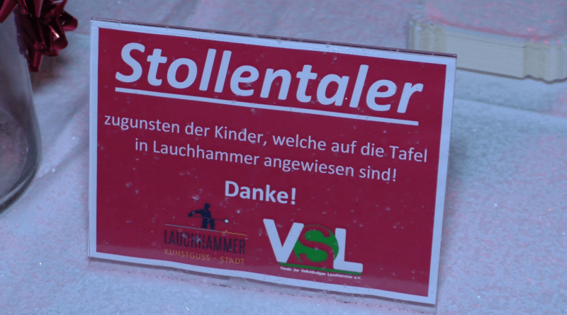 Zur Eröffnung des Weihnachtsmarktes in Lauchhammer am 1. Dezember baten Bürgermeister Mirko Buhr und der Verein der Selbständigen um einen „Stollentaler“.