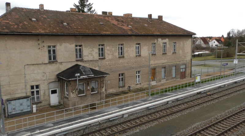 Bahnhofsgebäude Lauchhammer von oben