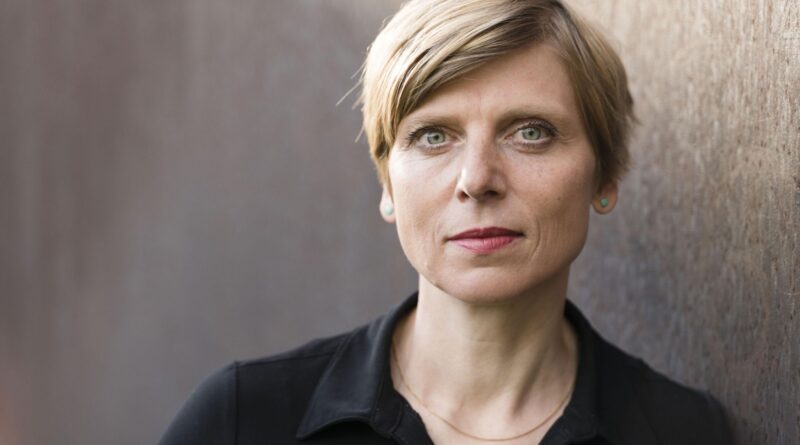Ulrike Müller wird neue Intendantin der neuen Bühne Senftenberg Ulrike Müller wird neue Intendantin der neuen Bühne Senftenberg